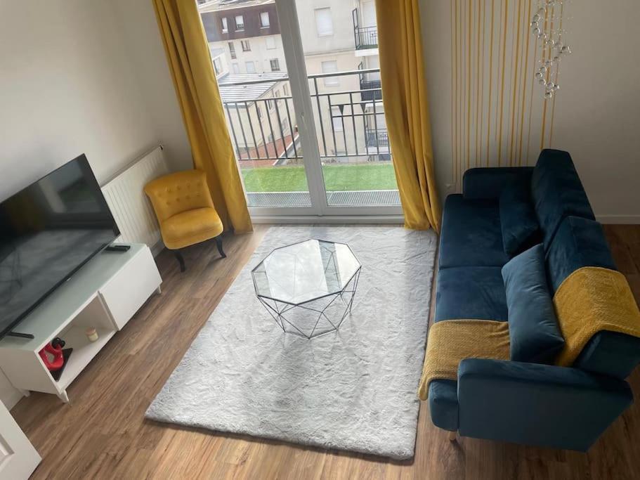 Appartement 3P Gare Terrasse Et Parking Prive Franconville  Esterno foto